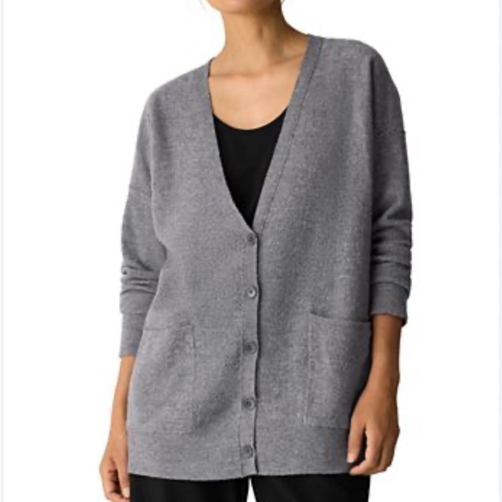 LOFT Gray V-Neck Button Front Pocket Cardigan
